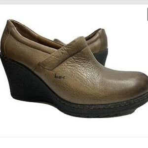 Born on Concept BOC Women's Leather Clogs Wedges Size 7 Brown Tan Taupe Shoes